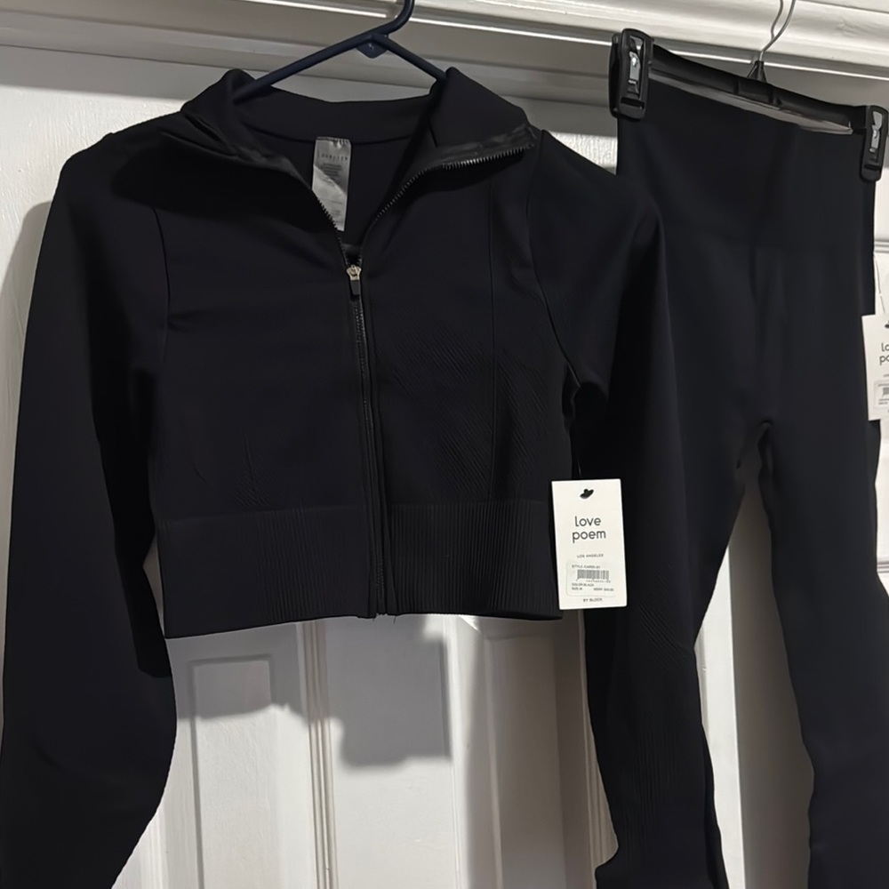 Women's Black Track Pants & Joggers Set